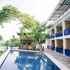 Bluewoods Seaside Resort