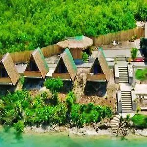 Riu Del Mar Hostel